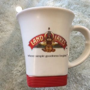 Land O’ Lakes Mug Coffee Tea Indian Native American Maiden Retired Used